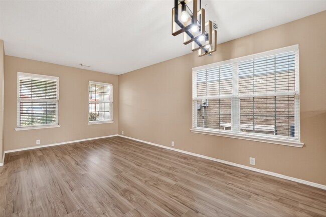 Building Photo - 15007 Sugar Sands Dr
