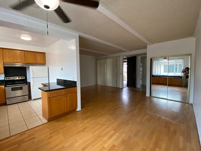 Building Photo - 999 E Valley Blvd