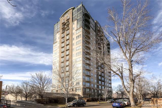 Building Photo - 400 E 3rd Ave