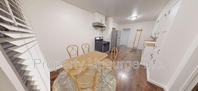 Building Photo - 648 Reeds Ave