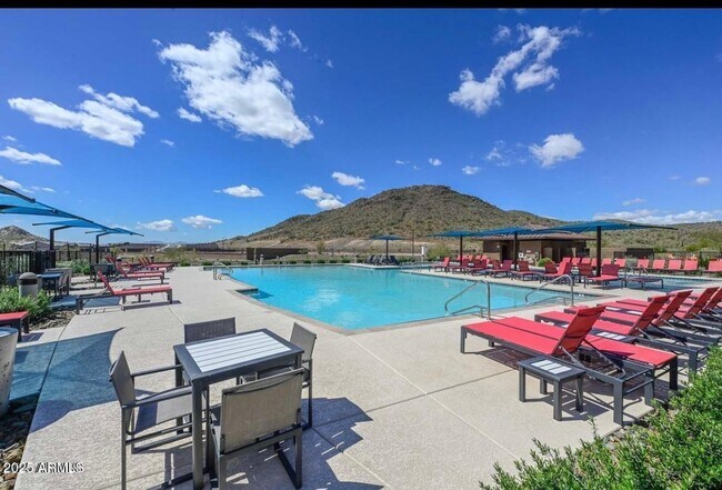 Building Photo - 13803 W Calle De Baca