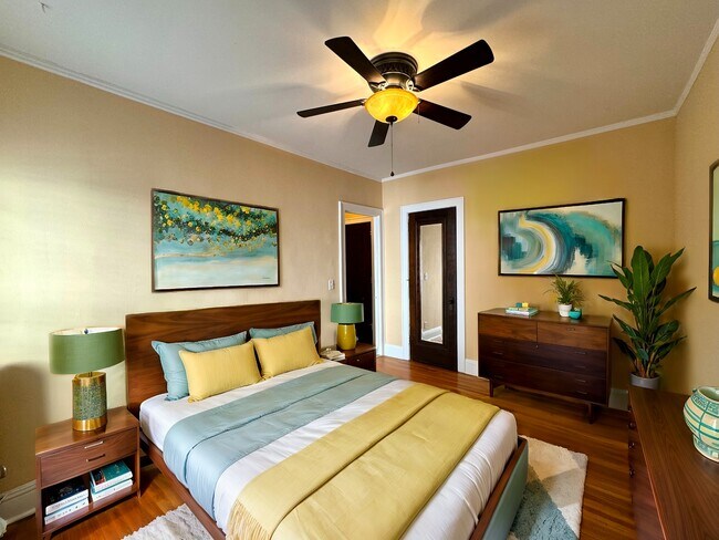 Building Photo - 2545 Garfield