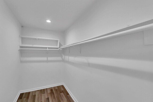 Building Photo - 13911 Piping Rock Ln