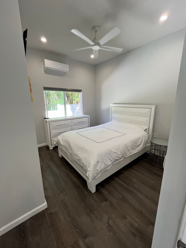 Building Photo - Beautifully fully furnished standalone 2-b...