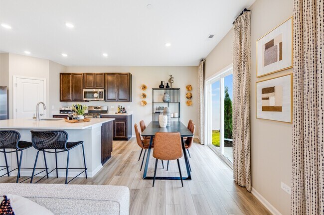 Building Photo - 1261 Glenmont St