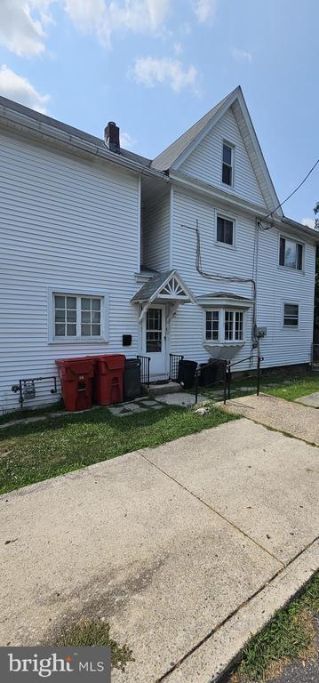 Building Photo - 524 Greenwood Ave
