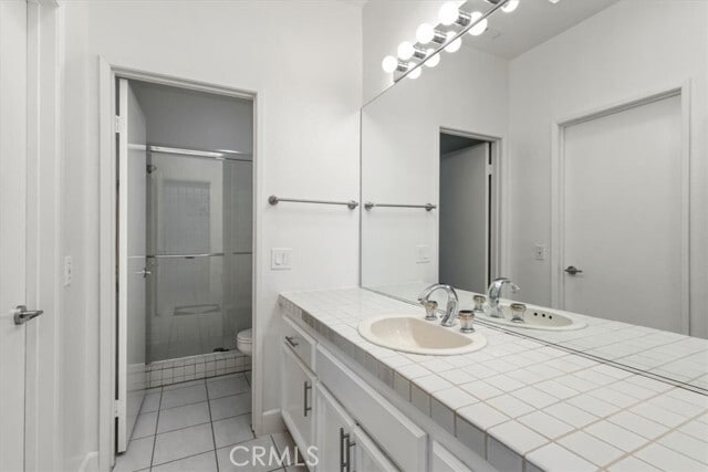 Building Photo - 77 Lakeshore Dr