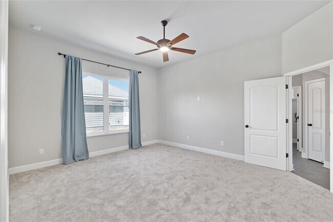 Building Photo - 2556 SW 118th Terrace