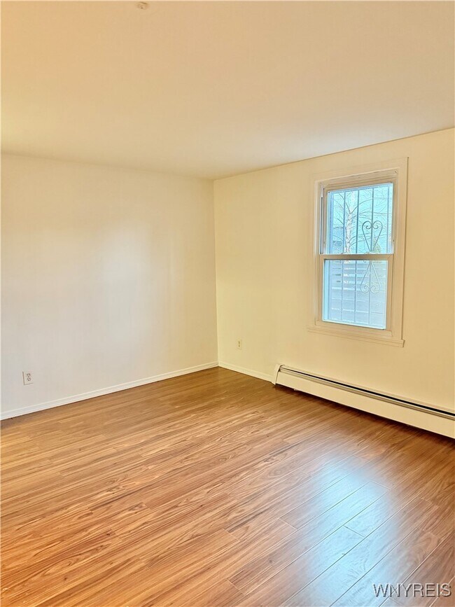 Building Photo - 89 Johnson Park