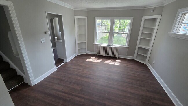 Building Photo - Stunning 4-Bedroom Home with additional Office/Flex Space and Modern Updates in Cleveland Heights