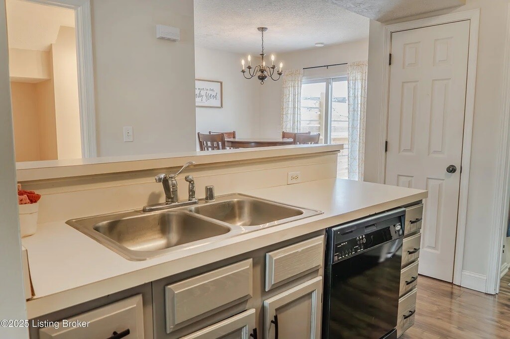 Building Photo - 12207 Hideaway Ct
