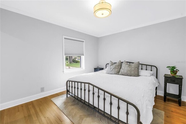 Building Photo - 2421 Covina Way S