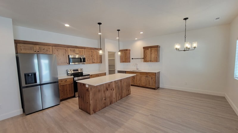 Building Photo - 2112 Redfox Way