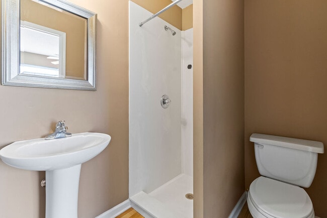 Building Photo - Chadbury House