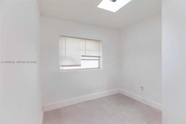 Building Photo - 14601 NW 10th Ave