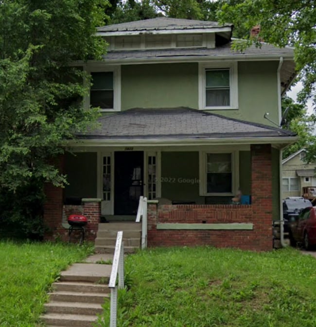 Primary Photo - 5422 Michigan Ave