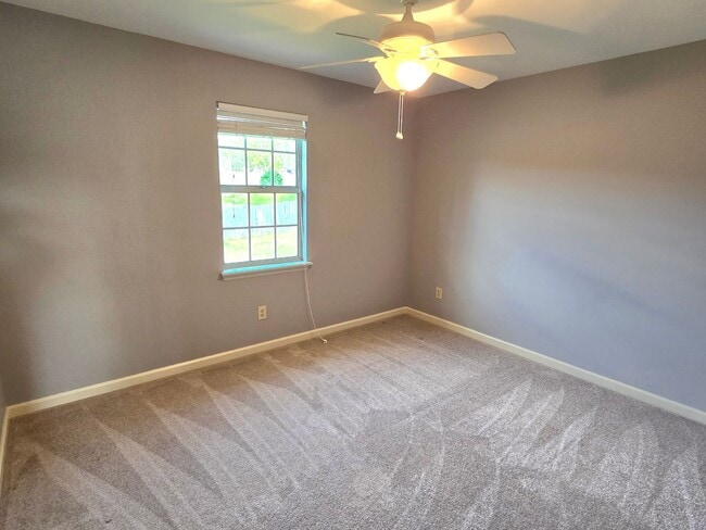 Building Photo - 4517 Crosland Dr