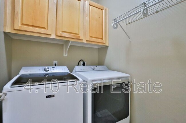 Building Photo - 2695 E Harrison Ct