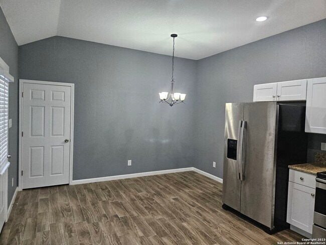 Building Photo - 1308 Aransas Ave