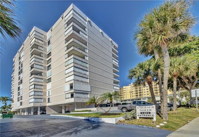 Building Photo - 1401 S Ocean Blvd