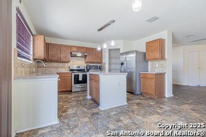 Building Photo - 2603 Thunder Gulch