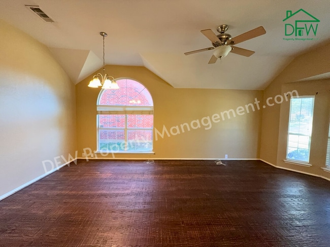 Building Photo - 3024 Peppercorn Dr