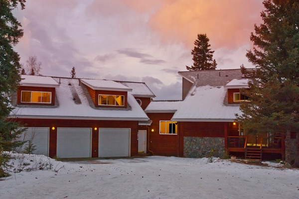 Building Photo - 16410 St James Cir