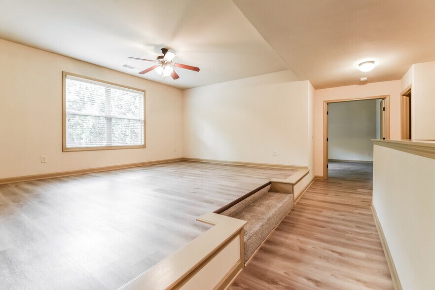 Building Photo - 2080 Raegan Way