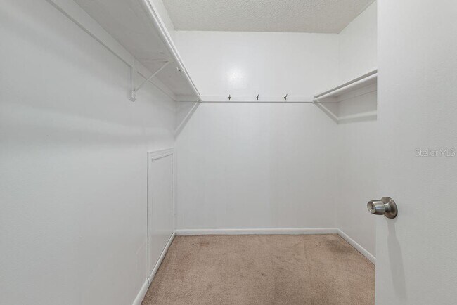 Building Photo - 6312 Newtown Cir
