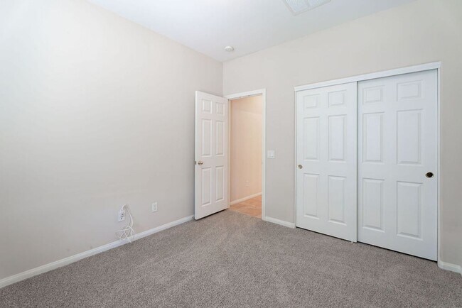 Building Photo - 4433 Weitzman Pl