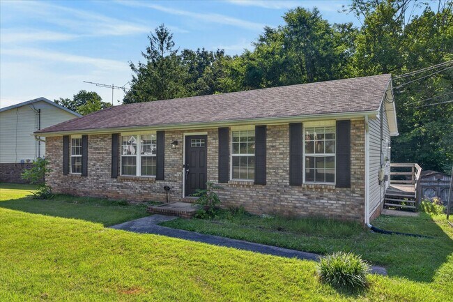 Building Photo - 727 Acorn Dr