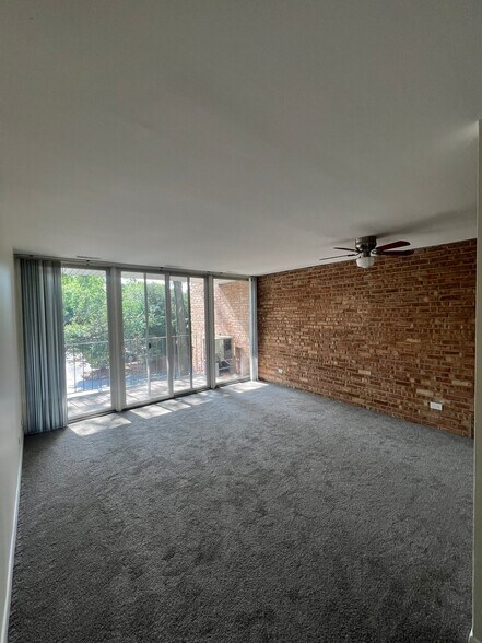 Building Photo - 5550 Abbey Dr