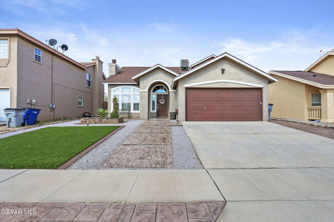 Primary Photo - 3017 Tierra Salada Dr
