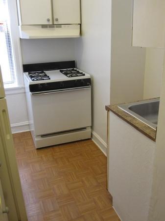 Building Photo - 2 bedroom in CHICAGO IL 60626