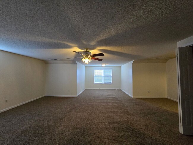 Building Photo - 3140 Firestone Ct
