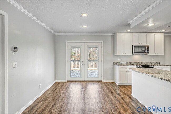 Building Photo - 104 Privacy Rd