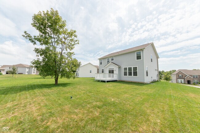 Building Photo - 7042 Pinnacle Dr
