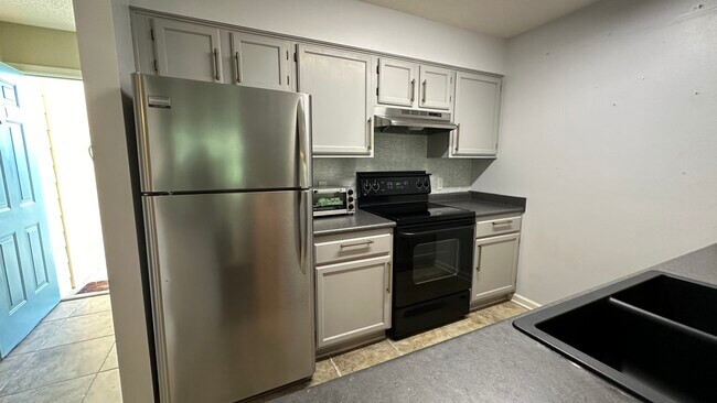 Building Photo - 200 Sandestin Ln