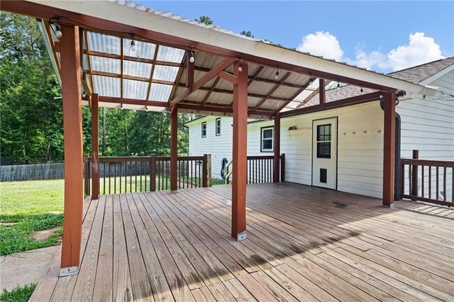 Building Photo - 387 Pine Acres Dr