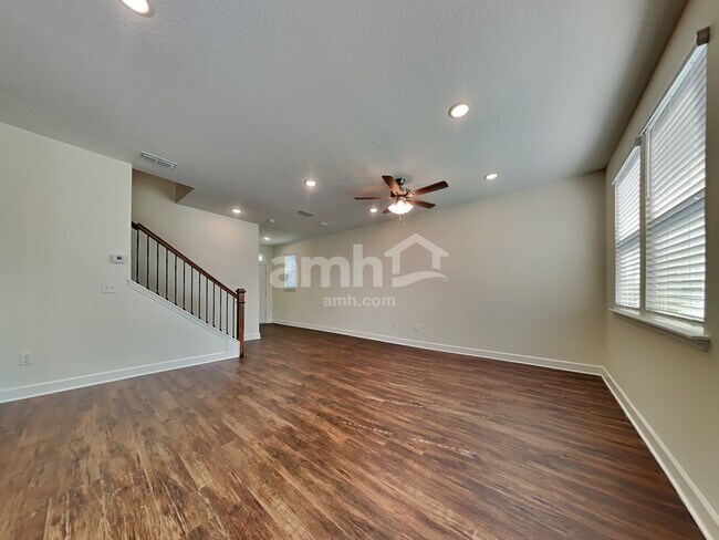 Building Photo - 12330 Paperbark Pl