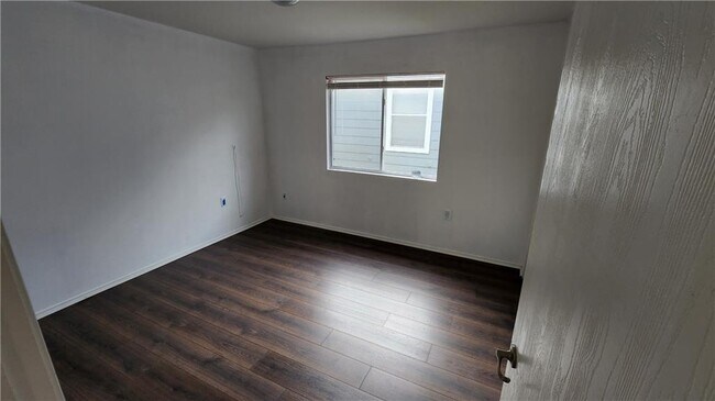 Building Photo - 12301 Sky Harbor Dr