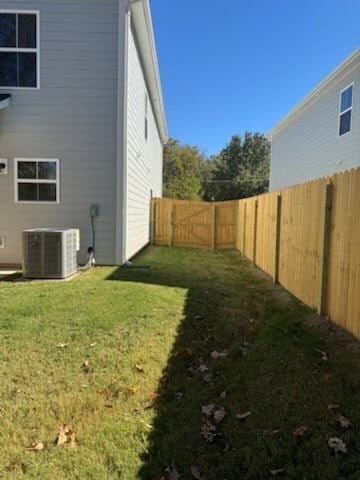 Building Photo - Live Brand-New in Hickory – Modern 3BR Townhome