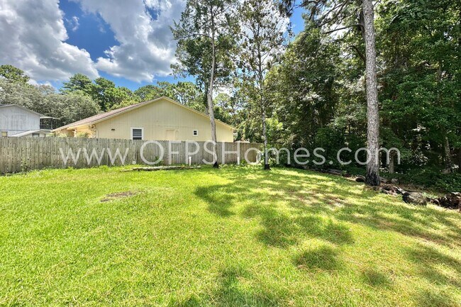 Building Photo - 324 Curacao Way