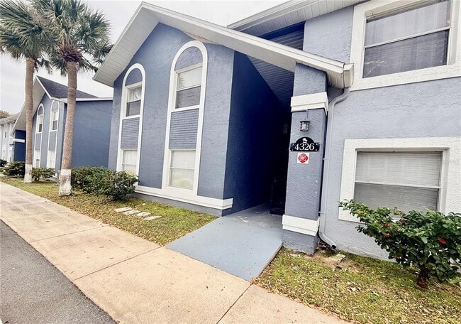 Building Photo - 4326 Pershing Pointe Pl