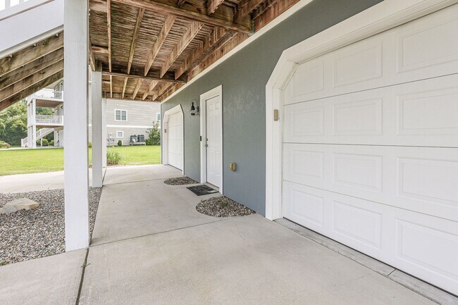 Building Photo - A Rental Like No Other!