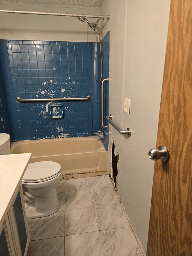 Building Photo - 21176 Boquet Dr