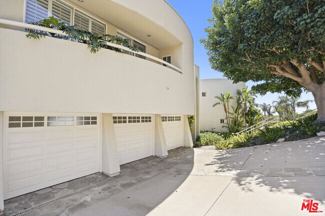 Building Photo - 32215 Pacific Coast Hwy