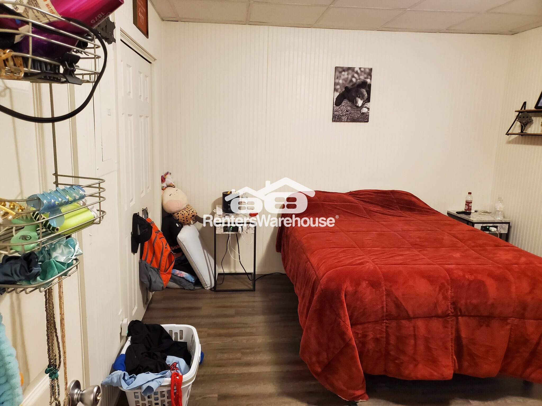 Building Photo - 109 4th Ave SE