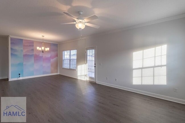 Building Photo - 260 Rutledge Dr