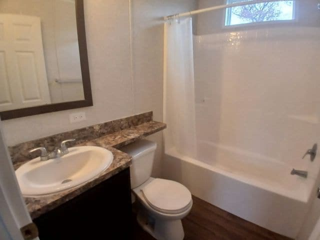 Building Photo - 192 Bluejay Ln